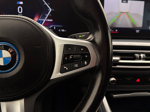 BMW i4 19 of 30