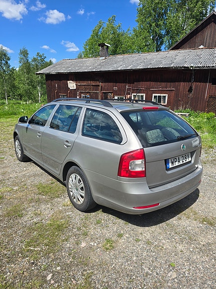 Skoda Octavia 4 of 5