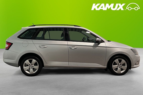 Skoda Fabia 2 of 5
