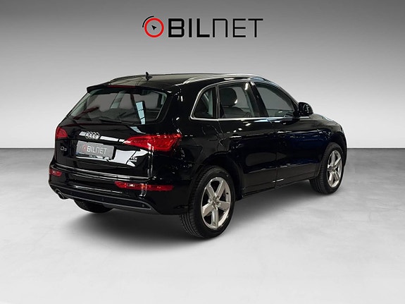 Audi Q5 2 of 5