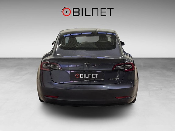Tesla Model 3 4 of 15