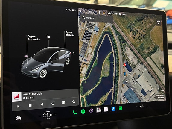 Tesla Model 3 13 of 15