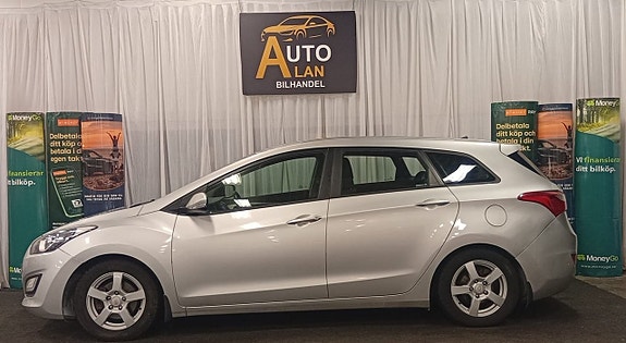 Hyundai i30 4 of 5
