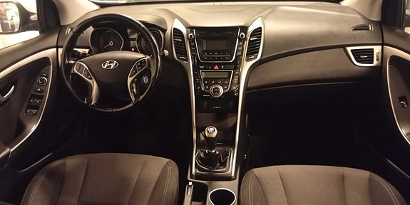 Hyundai i30 5 of 5