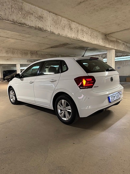 Volkswagen Polo 3 of 5