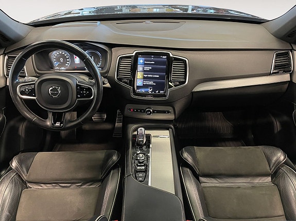 Volvo XC90 16 of 26