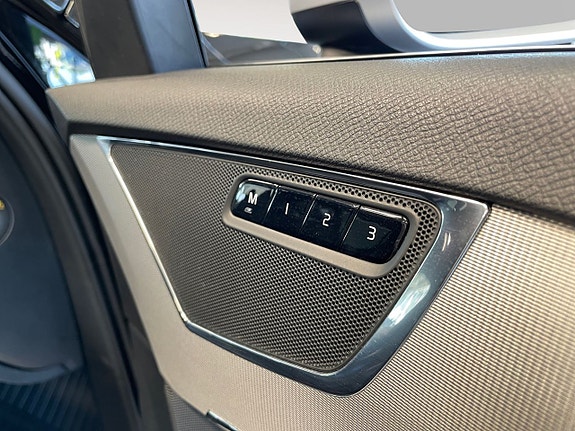 Volvo XC90 19 of 26