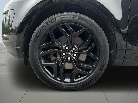 Land Rover Range Rover Evoque 14 of 21