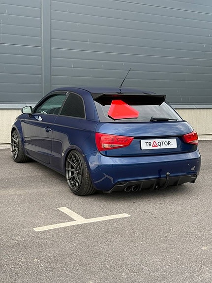 Audi A1 2 of 5