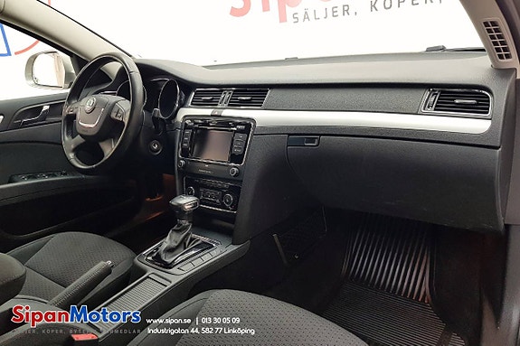 Skoda Superb 12 of 21