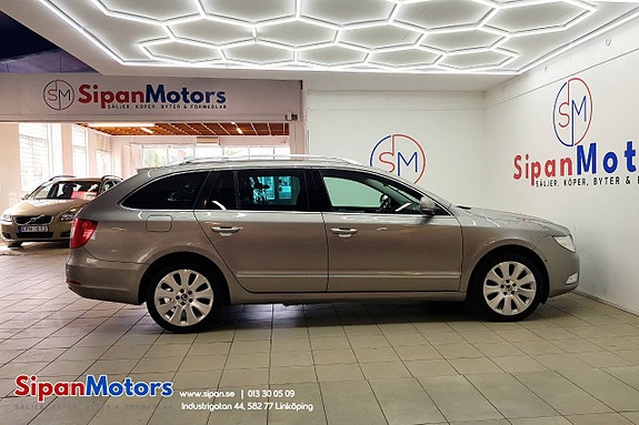 Skoda Superb 7 of 21