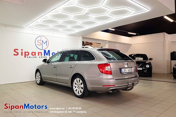 Skoda Superb 5 of 5