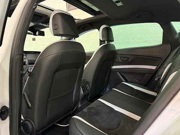 Seat Leon 10 of 21