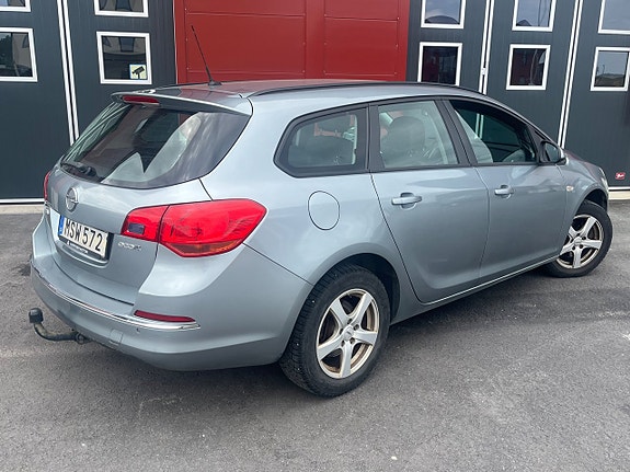 Opel Astra 5 of 5