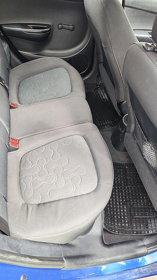 Hyundai i20 6 of 15
