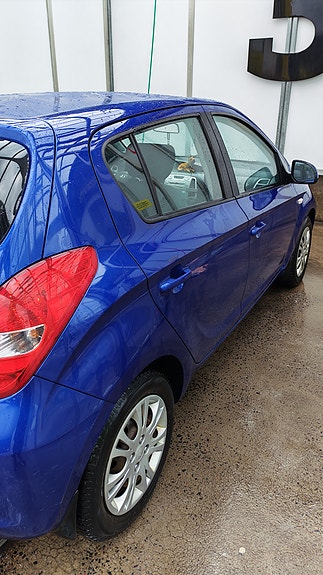 Hyundai i20 12 of 15