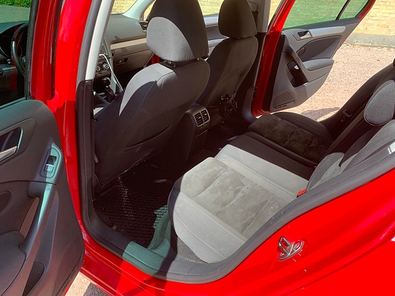 Volkswagen Golf VI 8 of 12