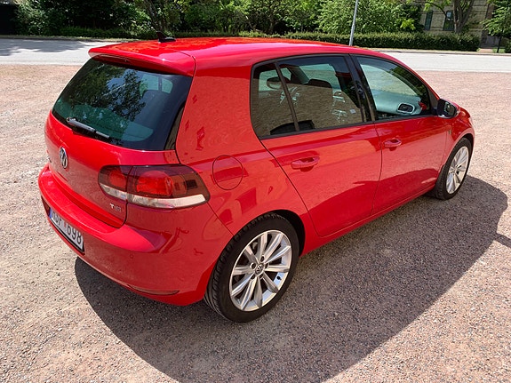 Volkswagen Golf VI 2 of 12