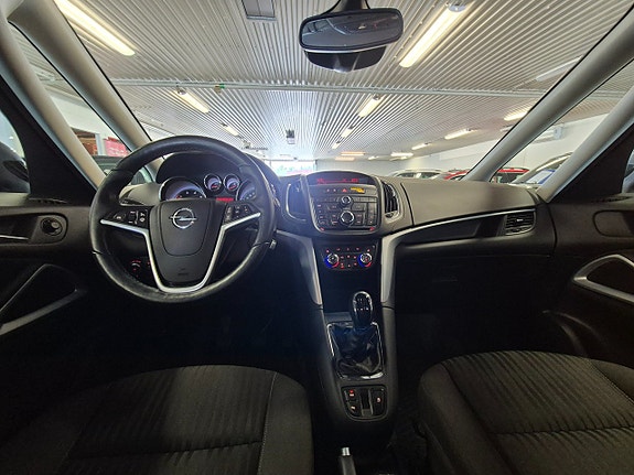 Opel Zafira Tourer 7 of 15