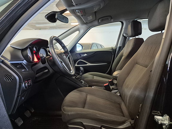Opel Zafira Tourer 10 of 15