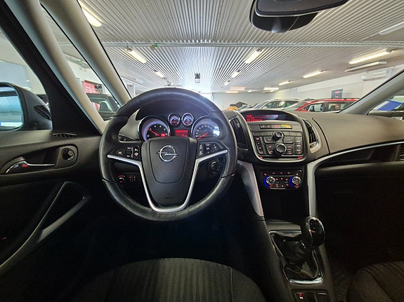Opel Zafira Tourer 15 of 15