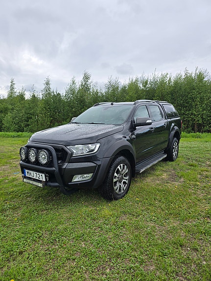 Ford Ranger 2 of 4