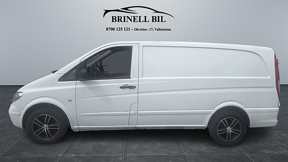 Mercedes-Benz Vito 111 2 of 5