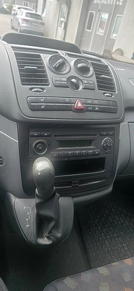 Mercedes-Benz Vito 111 7 of 9