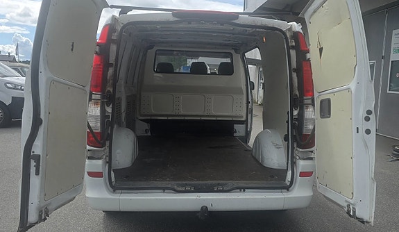 Mercedes-Benz Vito 111 8 of 9