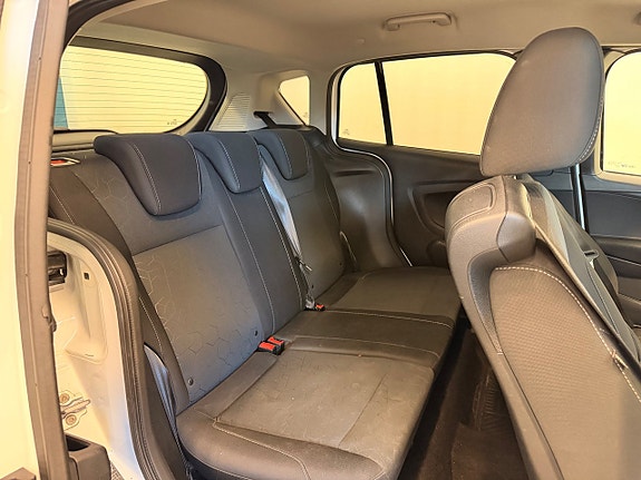 Ford B-MAX 22 of 30