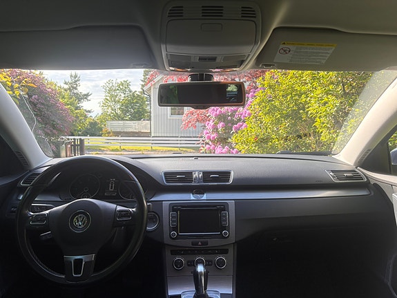 Volkswagen Passat 3 of 5