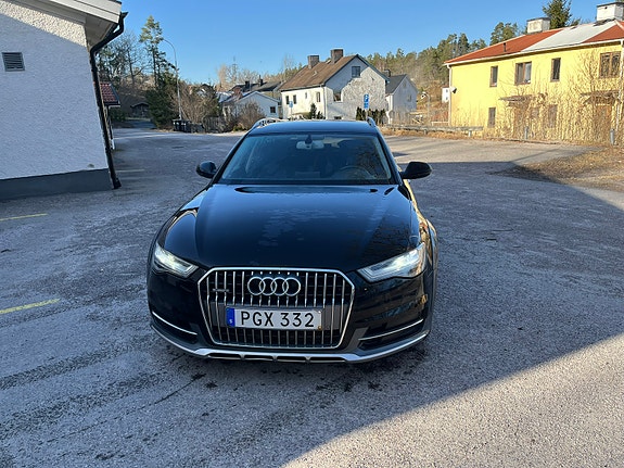 Audi A6 allroad 2 of 5
