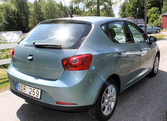 Seat Ibiza 2 of 4