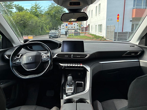 Peugeot 3008 5 of 5