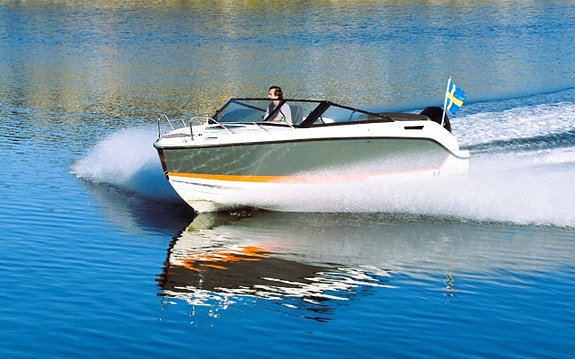 Uttern D65 med Mercury 225 V6 2 of 16