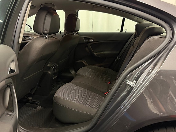 Opel Insignia 8 of 23
