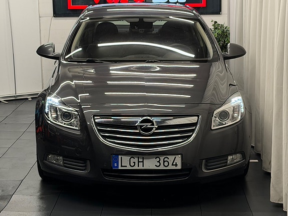 Opel Insignia 4 of 5