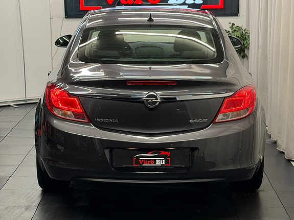 Opel Insignia 3 of 5