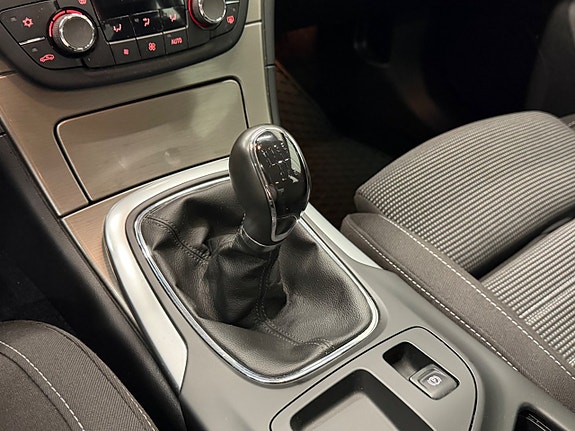 Opel Insignia 11 of 23