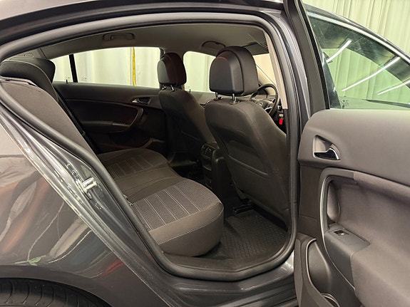 Opel Insignia 22 of 23