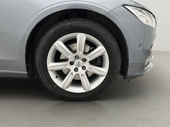 Volvo V90 13 of 30