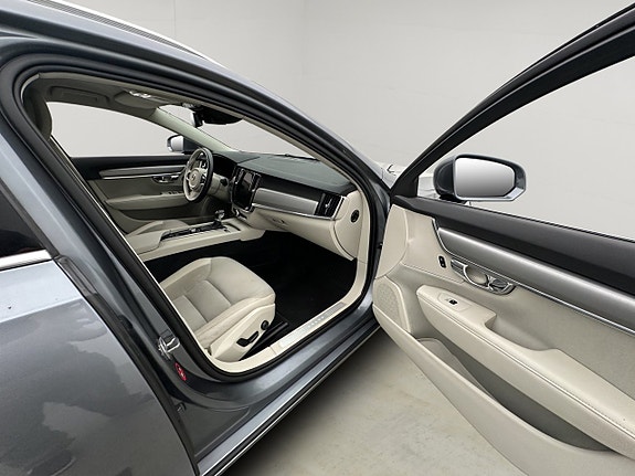 Volvo V90 15 of 30