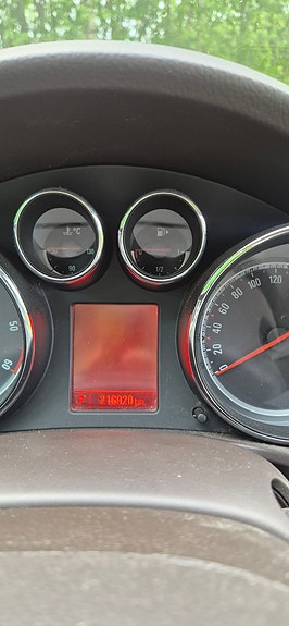 Opel Insignia 4 of 4
