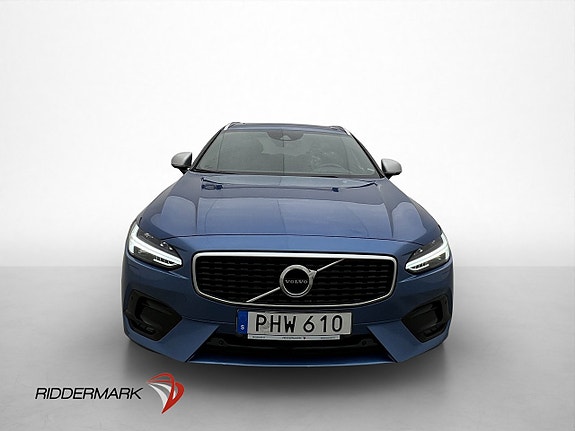 Volvo V90 2 of 5