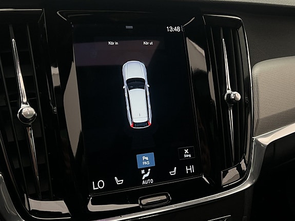 Volvo V90 27 of 30