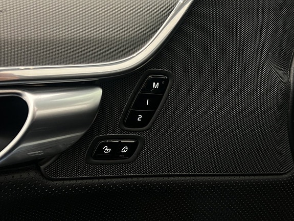 Volvo V90 28 of 30