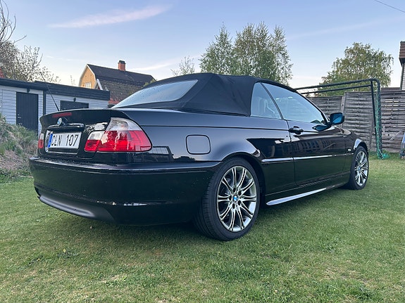 BMW 325Ci 2 of 5