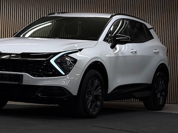 Kia Sportage 2 of 5