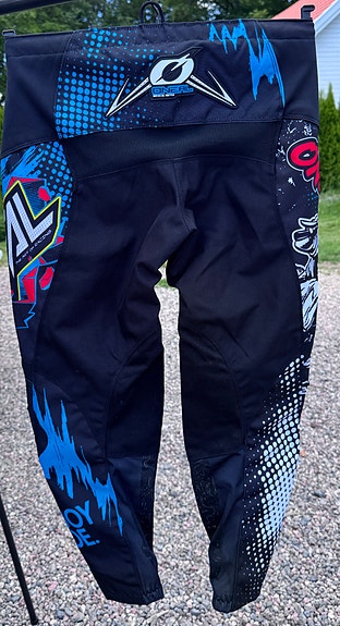 Product image 2 of 11