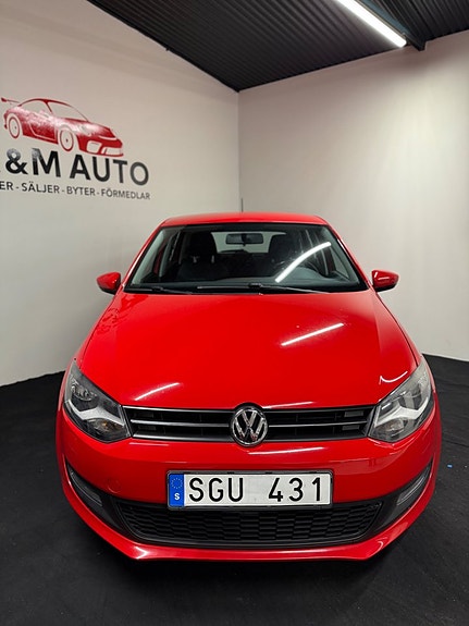 Volkswagen Polo 2 of 5